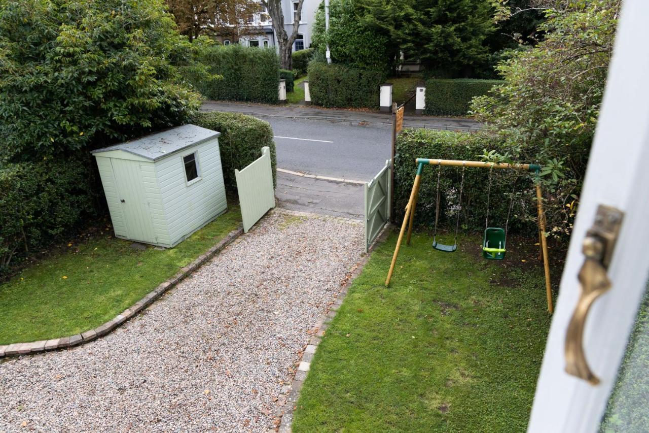 Beersbridge Cottage Near Titanic Centre & Airport Belfast Exterior photo